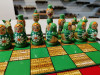 Шахматы сувенирные Матрешки красно-зеленые фото 3 — hichess.ru - шахматы, нарды, настольные игры