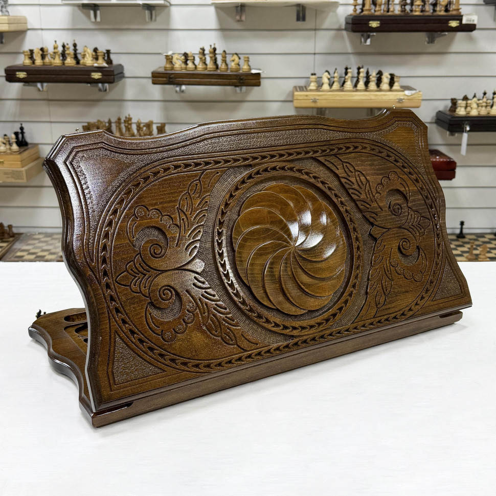 Нарды резные подарочные из массива бука Бесконечность 60 см фото 1 — hichess.ru - шахматы, нарды, настольные игры