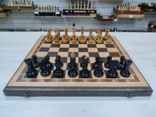 Шахматы подарочные Королевские из дуба средние — hichess.ru - шахматы, нарды, настольные игры