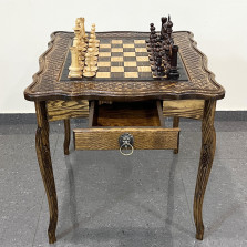 Стол резной из массива ясеня с фигурами Ренессанс из ясеня — hichess.ru - шахматы, нарды, настольные игры