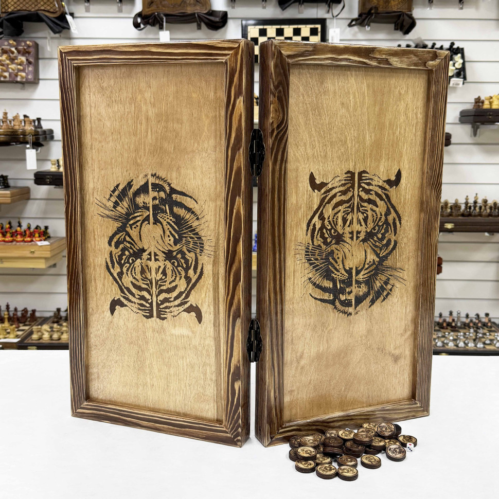 Нарды деревянные брашированные Тигр большие фото 1 &mdash; hichess.ru - шахматы, нарды, настольные игры