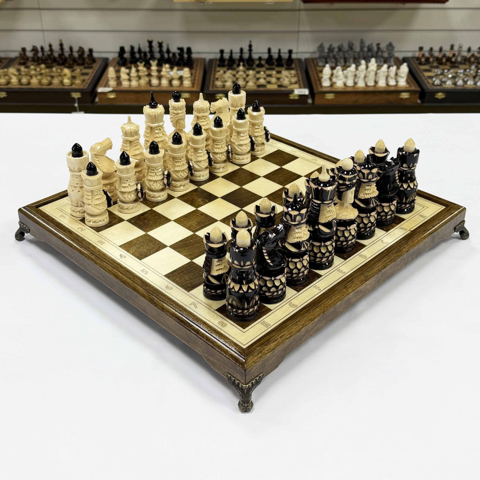 Шахматы ручной работы резные на нескладной доске Русские воины фото 1 &mdash; hichess.ru - шахматы, нарды, настольные игры