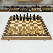 Шахматы турнирные Гамбит красное дерево большие 50 на 50 см — hichess.ru - шахматы, нарды, настольные игры