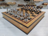 Шахматы подарочные Итальянский дизайн в ларце из дуба фото 3 — hichess.ru - шахматы, нарды, настольные игры