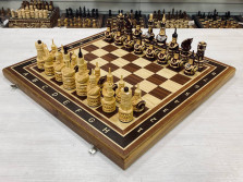 Шахматы нарды шашки с резными фигурами Круглые щиты — hichess.ru - шахматы, нарды, настольные игры