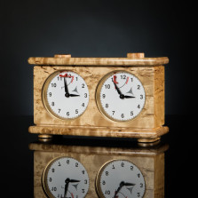 Шахматные часы из карельской березы — hichess.ru - шахматы, нарды, настольные игры