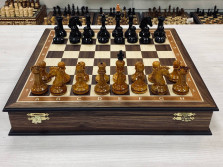 Шахматы деревянные из ореха и дуба подарочные в ларце 40 см с утяжелением — hichess.ru - шахматы, нарды, настольные игры