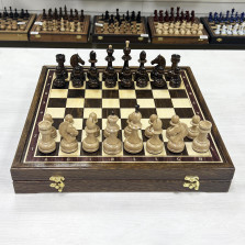 Ларец подарочный из дуба с фигурами Премиальными Люкс — hichess.ru - шахматы, нарды, настольные игры
