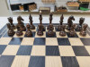 Шахматы подарочные в ларце из мореного дуба, с утяжеленными фигурами из граба фото 4 — hichess.ru - шахматы, нарды, настольные игры