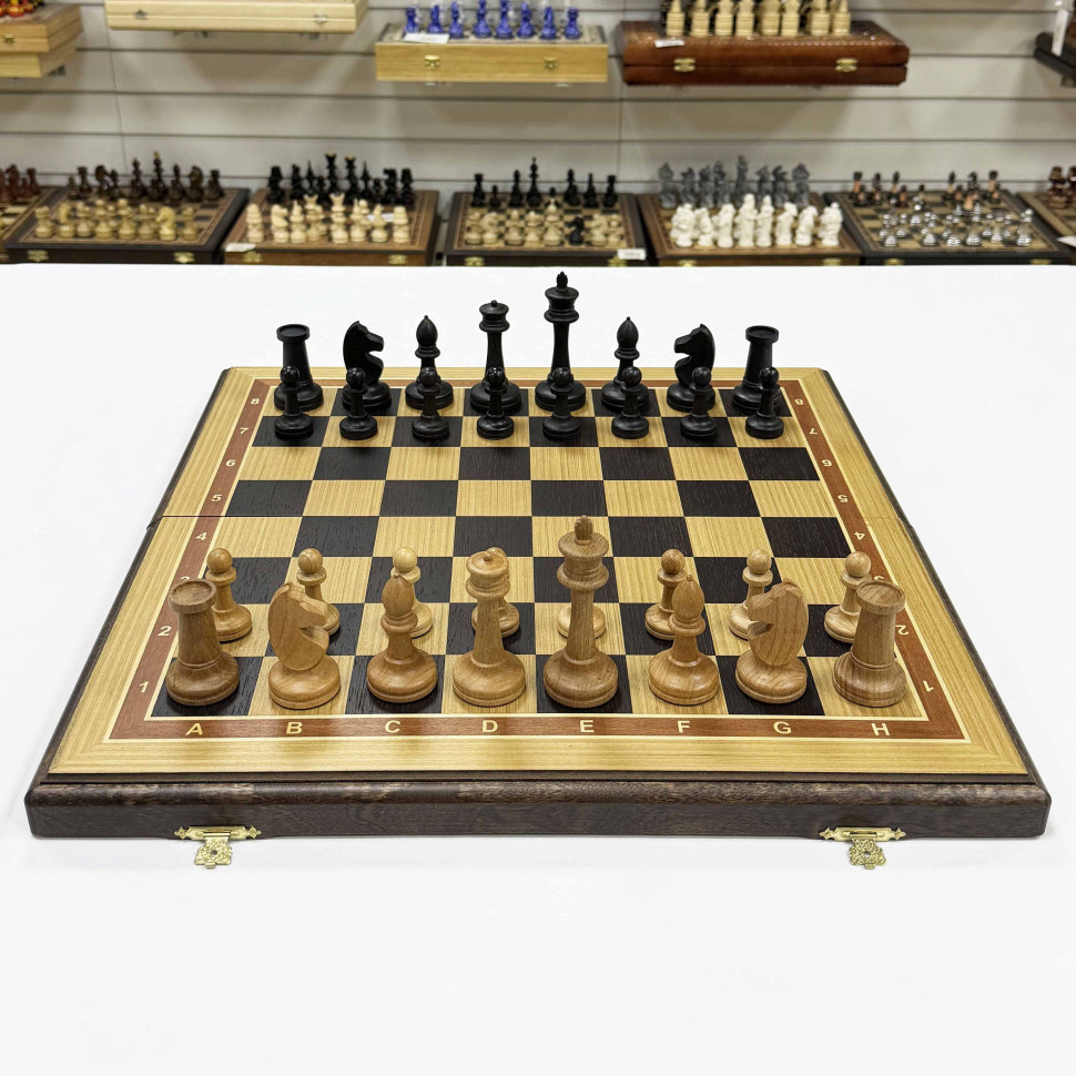 Шахматы подарочные из дуба большие с фигурами Авангард из бука фото 1 &mdash; hichess.ru - шахматы, нарды, настольные игры