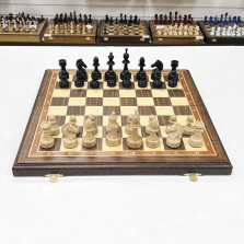 Шахматы подарочные из ореха, ясеня и бука доска 50 на 50 см, фигуры с утяжелением — hichess.ru - шахматы, нарды, настольные игры