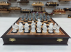 Шахматы в ларце подарочные средневековье темные фото 1 — hichess.ru - шахматы, нарды, настольные игры