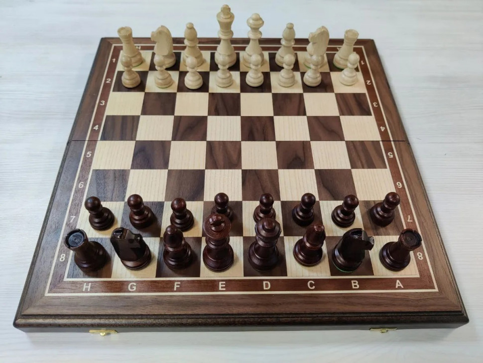 Шахматы деревянные Стаунтон с утяжелением из ореха и ясеня 50 на 50 см большие фото 1 — hichess.ru - шахматы, нарды, настольные игры