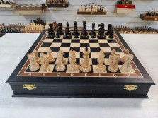 Шахматы карельская береза Стаунтон орех в ларце — hichess.ru - шахматы, нарды, настольные игры