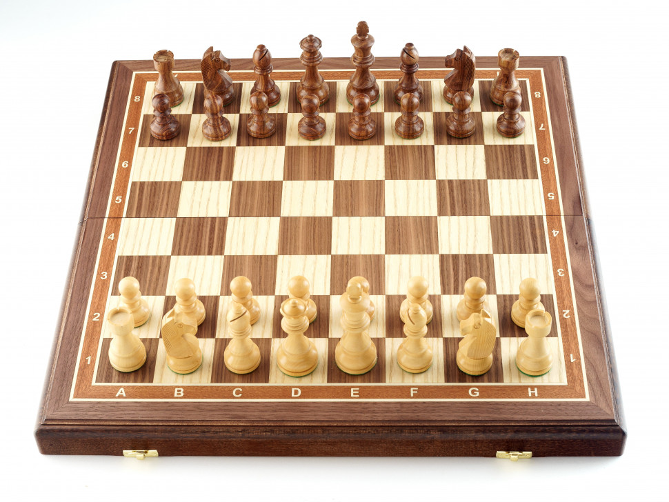 Шахматы Дебют орех большие фото 1 — hichess.ru - шахматы, нарды, настольные игры
