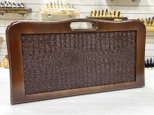 Нарды кожаные Презент с ручкой коричневые 55 см — hichess.ru - шахматы, нарды, настольные игры