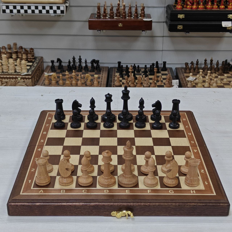 Шахматы подарочные ручной работы Махагон с фигурами из бука фото 1 — hichess.ru - шахматы, нарды, настольные игры