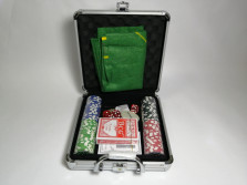 Набор для покера Ultimate на 100 фишек — hichess.ru - шахматы, нарды, настольные игры