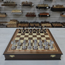 Шахматы подарочные из мореного дуба Антик в ларце с фигурами &quot;Итальянский дизайн Люкс&quot; — hichess.ru - шахматы, нарды, настольные игры